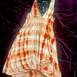 Blumin sz S, muscle tank, hooded red tie dye with black stars on inside of hood